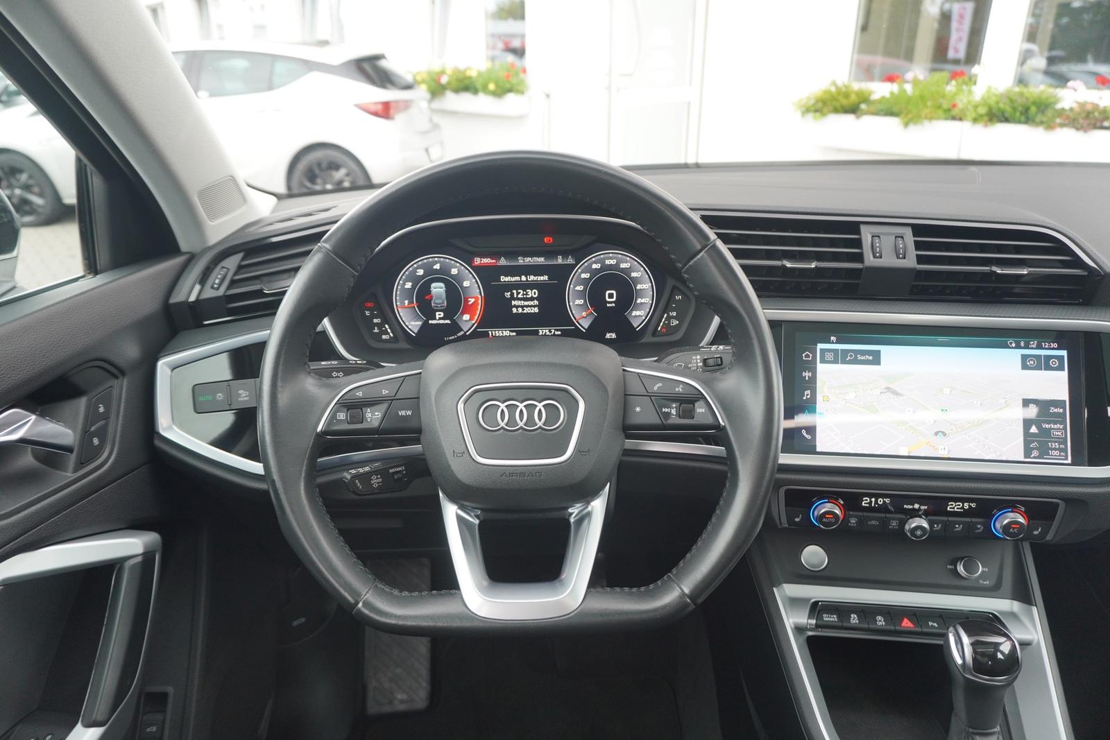 Audi Q3 40 2.0 TFSI quattro basis Panorama AHK LED
