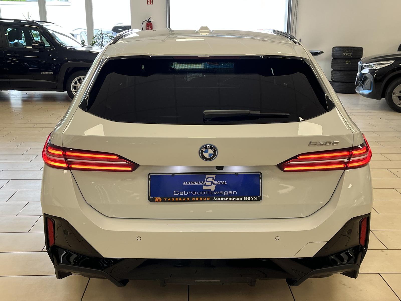 BMW 530 e M Sport*AHK*Leder*R-Cam*Harman-Kardon*ACC*