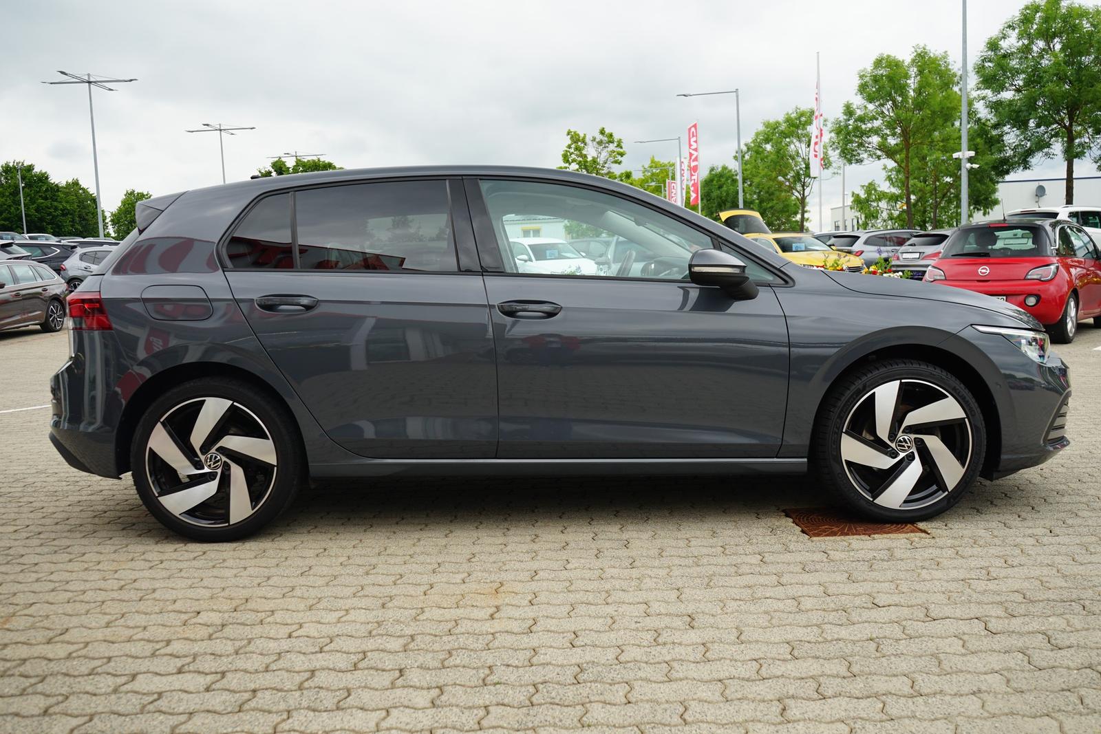 Volkswagen Golf VIII 1.5 eTSI DSG Style LED Navi HarmanKard, миниатюра 3