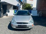 Ford Focus 1.6 GHIA Automatik TÜV NEU - gebrauchte Ford Focus aus dem Jahr 2001