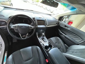 Fahrzeugabbildung Ford EDGE 2.0 TDCi ST-Line 4x4 Bi-Turbo