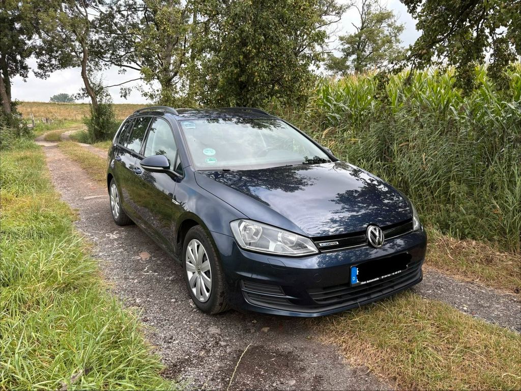 Image of Volkswagen Golf
