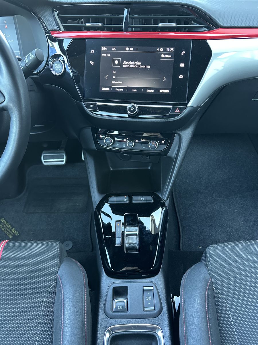 Fahrzeugabbildung Opel Corsa Corsa-e 5-Türer GS Line NAV+LED+SHZ+KAMERA