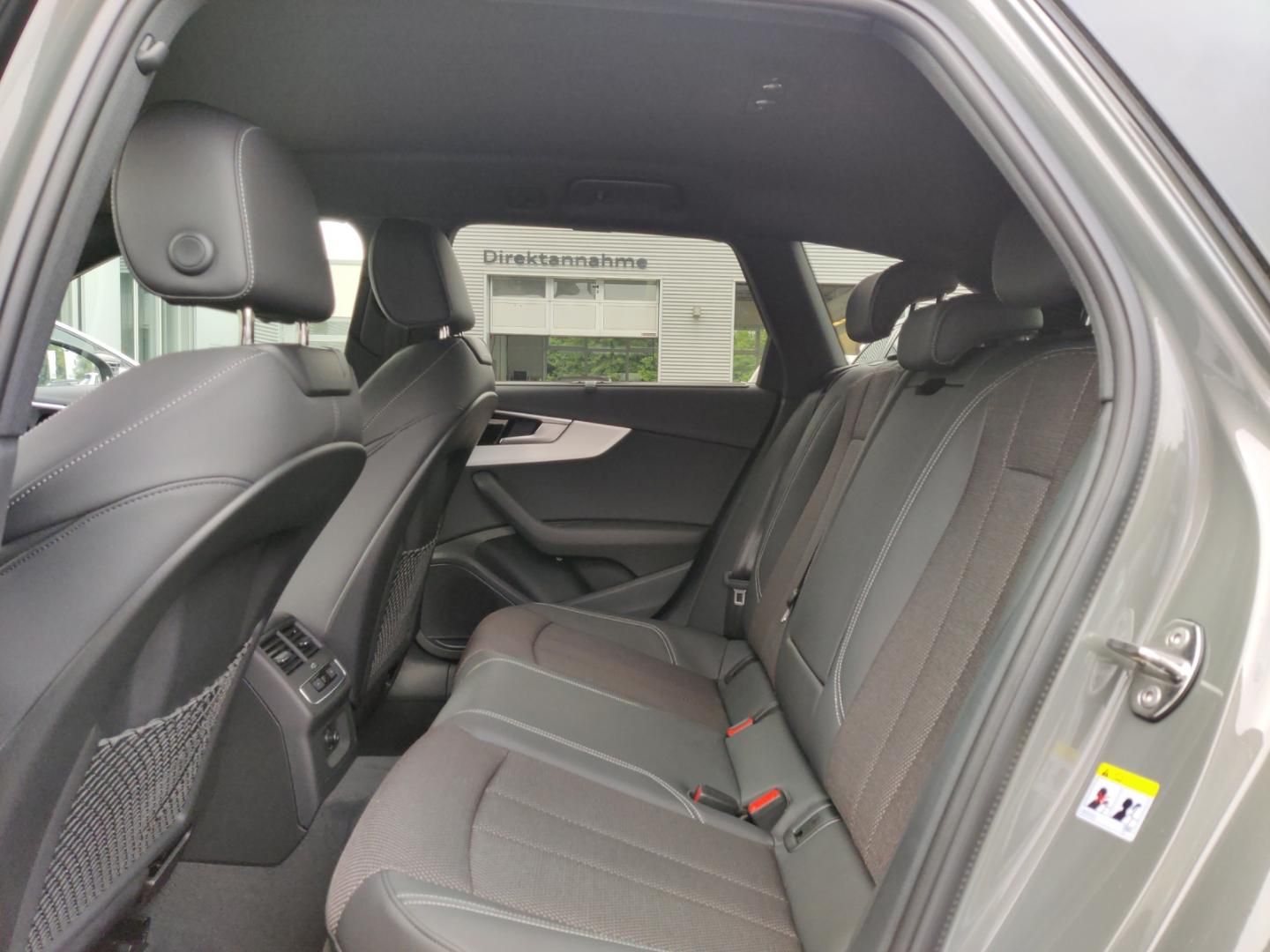 Fahrzeugabbildung Audi A4 Avant S line 35 TFSI, S tronic, Businesspak,
