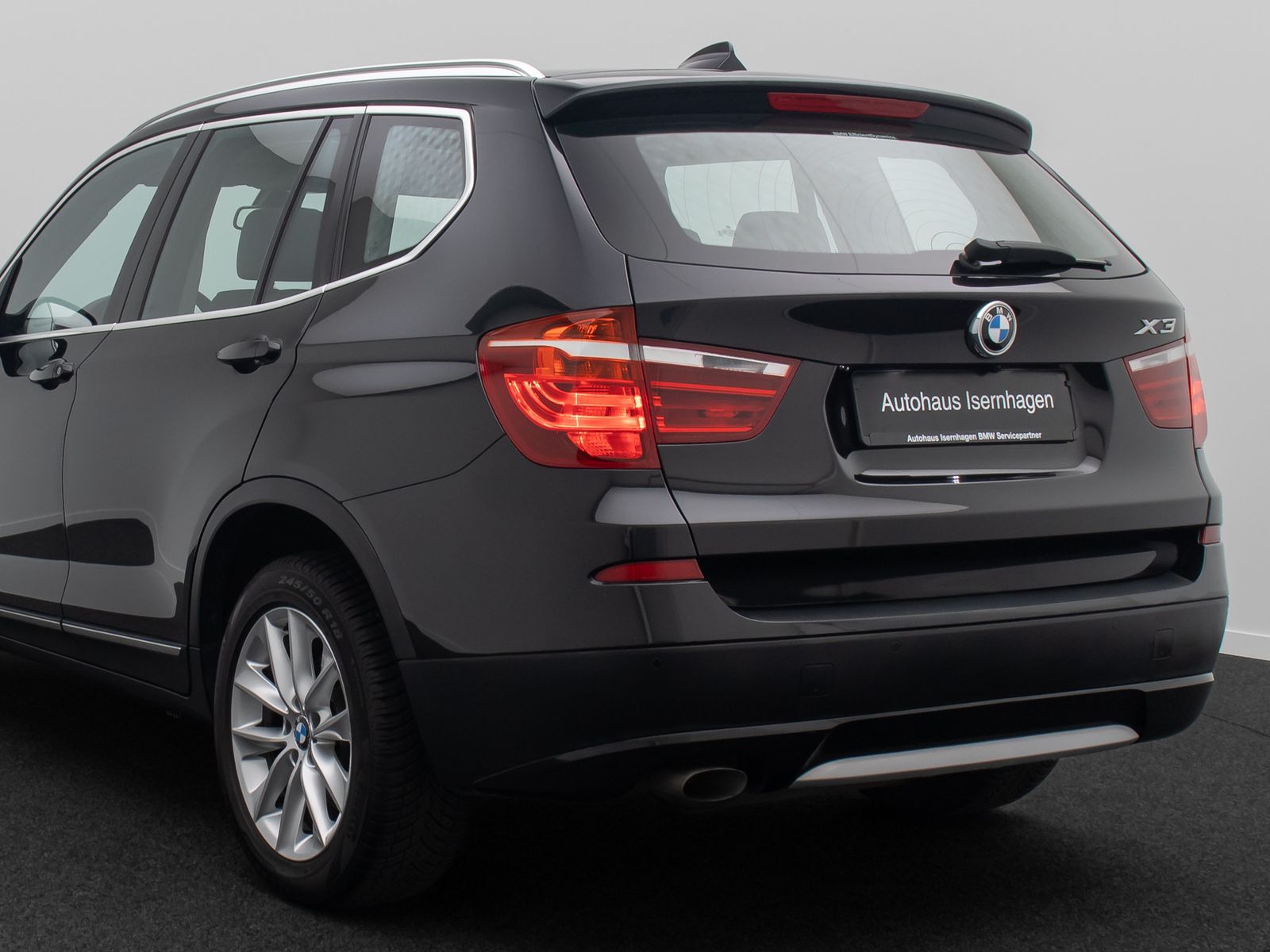 Fahrzeugabbildung BMW X3 xD20d xLine Kamera HiFi Panorama NaviPr Leder