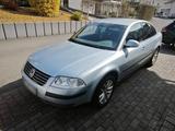 Volkswagen VW Passat Limo 3BG - Volkswagen Passat aus 2004