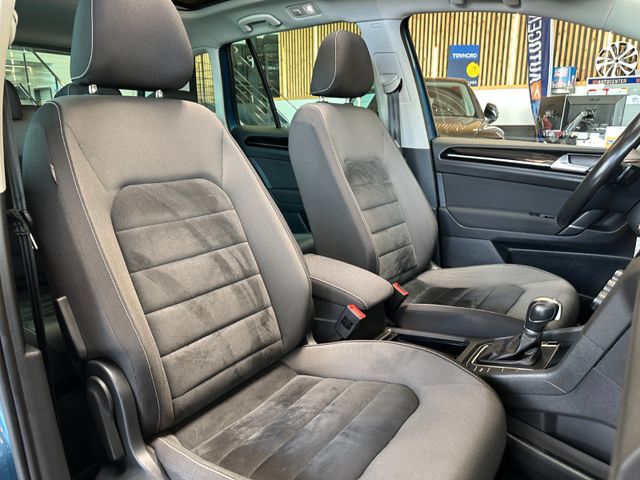 MYAUTOCENTER – Gebraucht- und Jahreswagen mit Werkstattservice in Pfaffenhofen Volkswagen Golf *1-HAND*TÜV:228*PANO*AHK*TEMPO*NAVI*PDC*