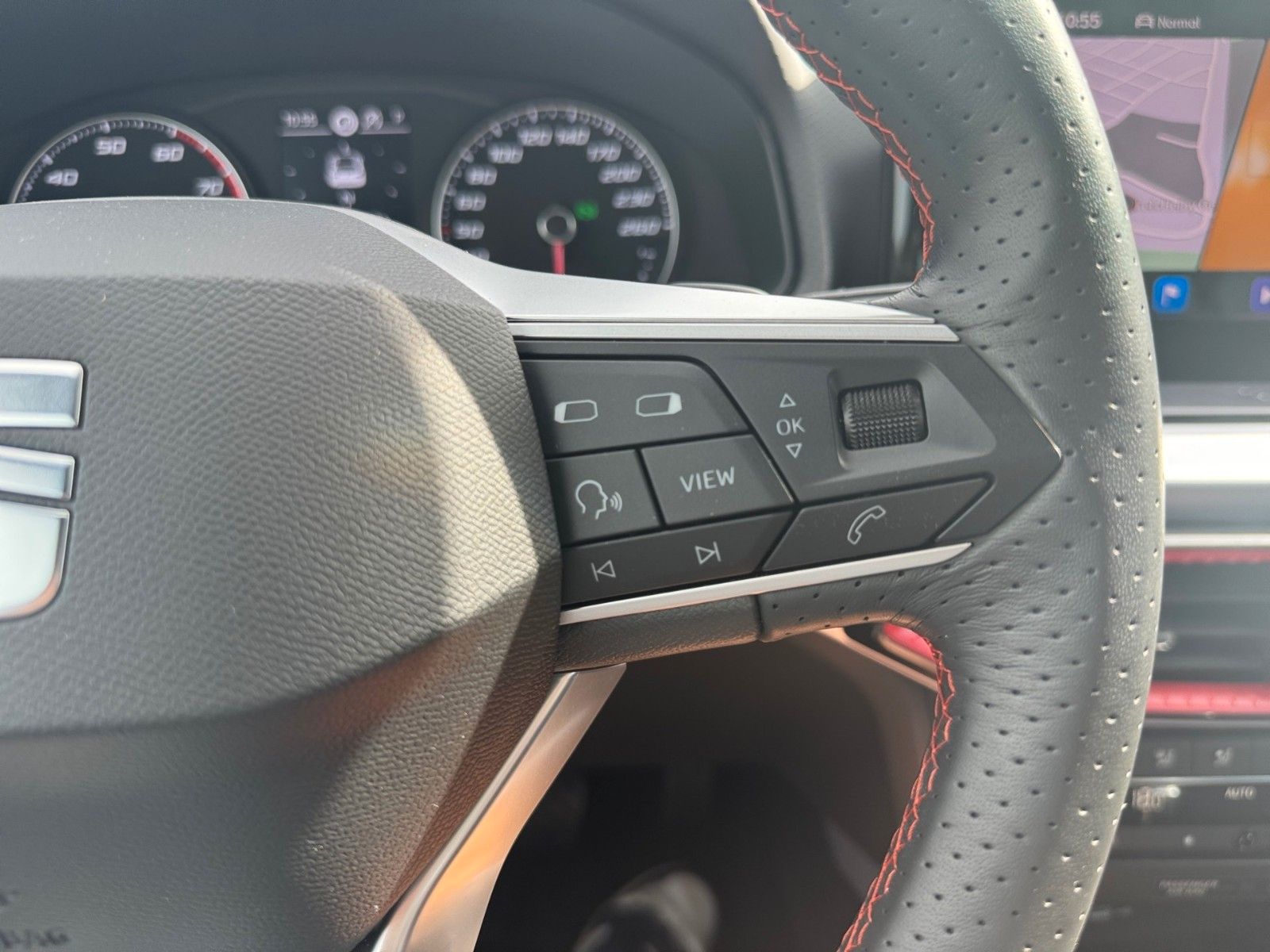 Fahrzeugabbildung SEAT Arona FR 1.5 TSI