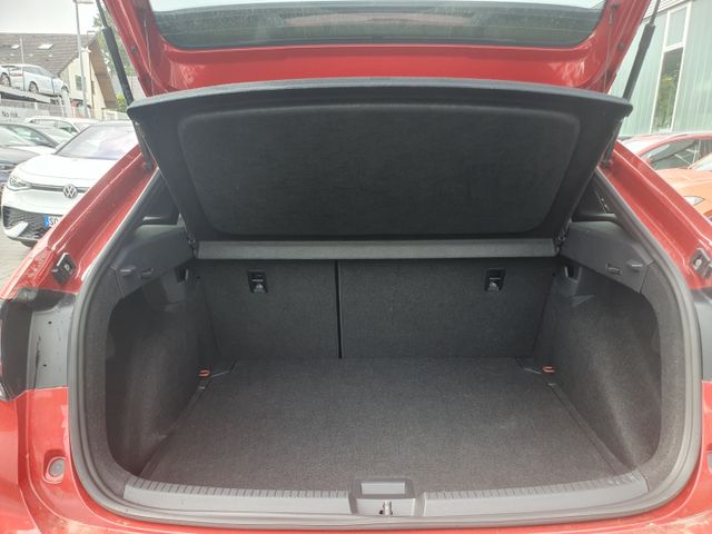 Taigo R-Line 1.5 TSI DSG El. Pano  Navi digi Coc