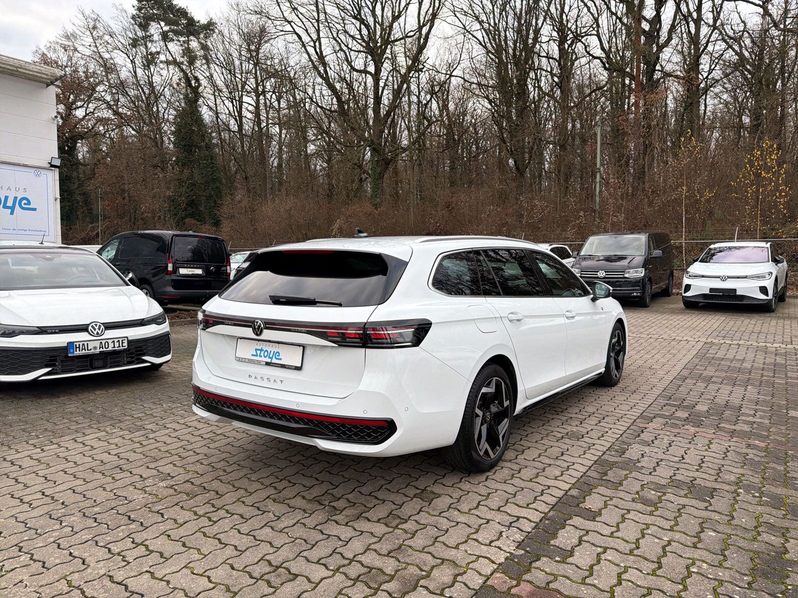 Passat Variant R-Line TDi DSG Navi AZV Matrix