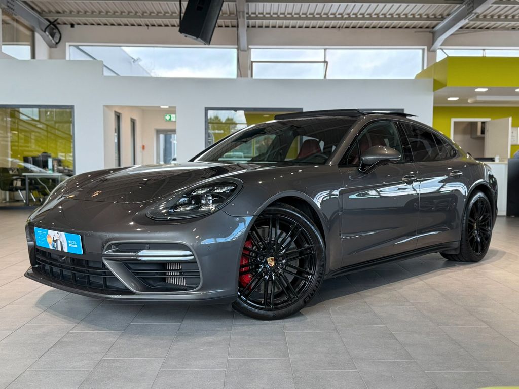 Image of Porsche Panamera