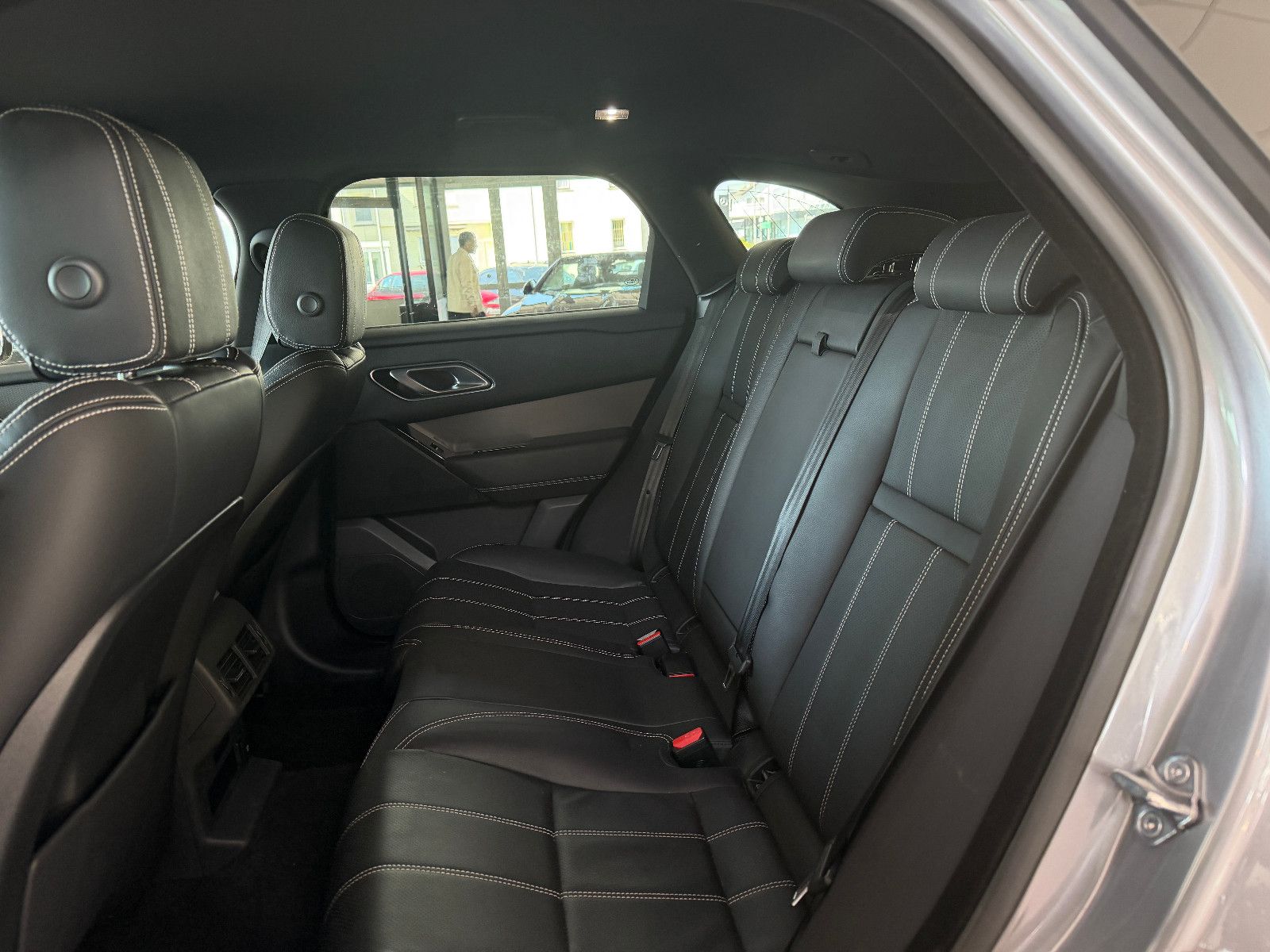 Fahrzeugabbildung Land Rover Range Rover Velar/360*KAM/LED/APPLE/LEDER/