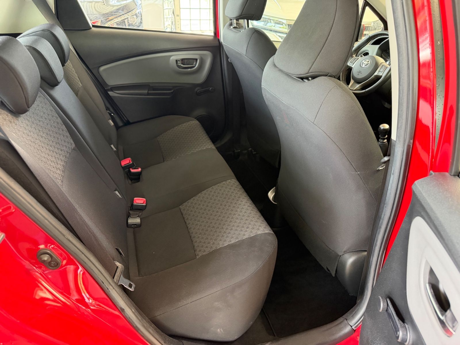 Fahrzeugabbildung Toyota Yaris *Rückfahrkamera*
