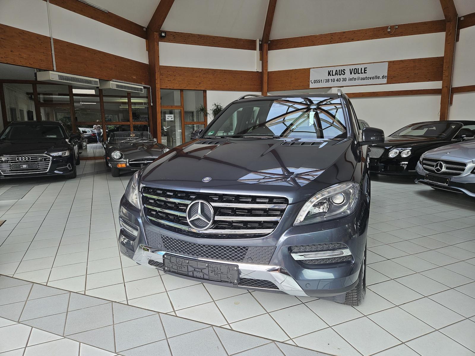 Mercedes-Benz ML 350 BlueTec 4M ILS GSD Leder Navi Sound Luftf