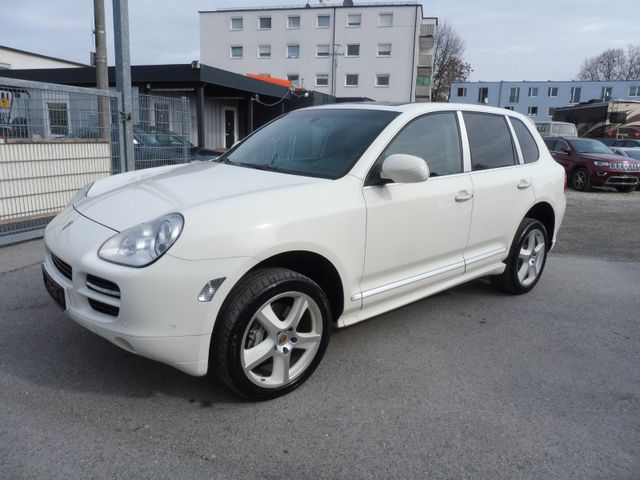 Porsche Cayenne S BI-XENON PANO BOSE STANDHEIZUNG