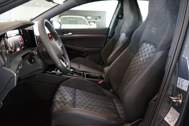 Volkswagen Golf 2.0 TDI DSG R-Line | Pano | HuD | FACELIFT