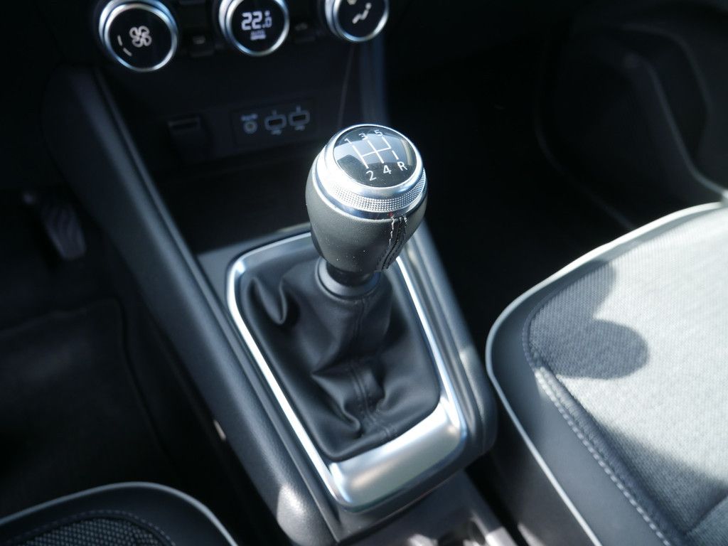 Fahrzeugabbildung Renault Captur Intens TCe 90 KEYLESS PDC SHZ NAVI LED