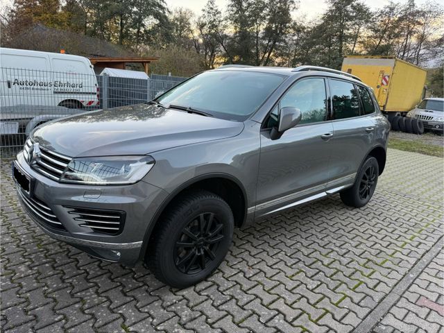 VW VW Touareg 3.0 TDI R-Line | Gepflegt &amp; zuv...