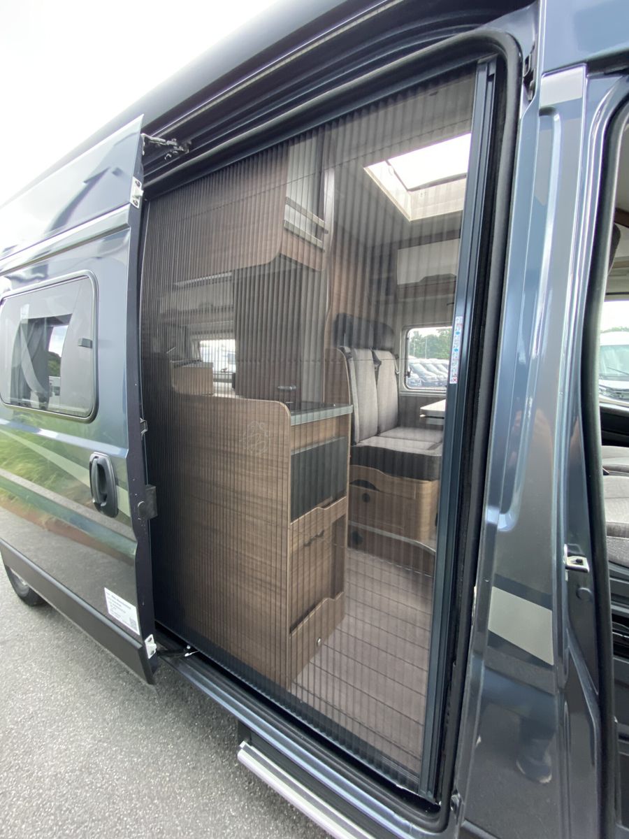 Fahrzeugabbildung Knaus BoxLife 600 ME Heckhubbett, Lithium, Easy Space