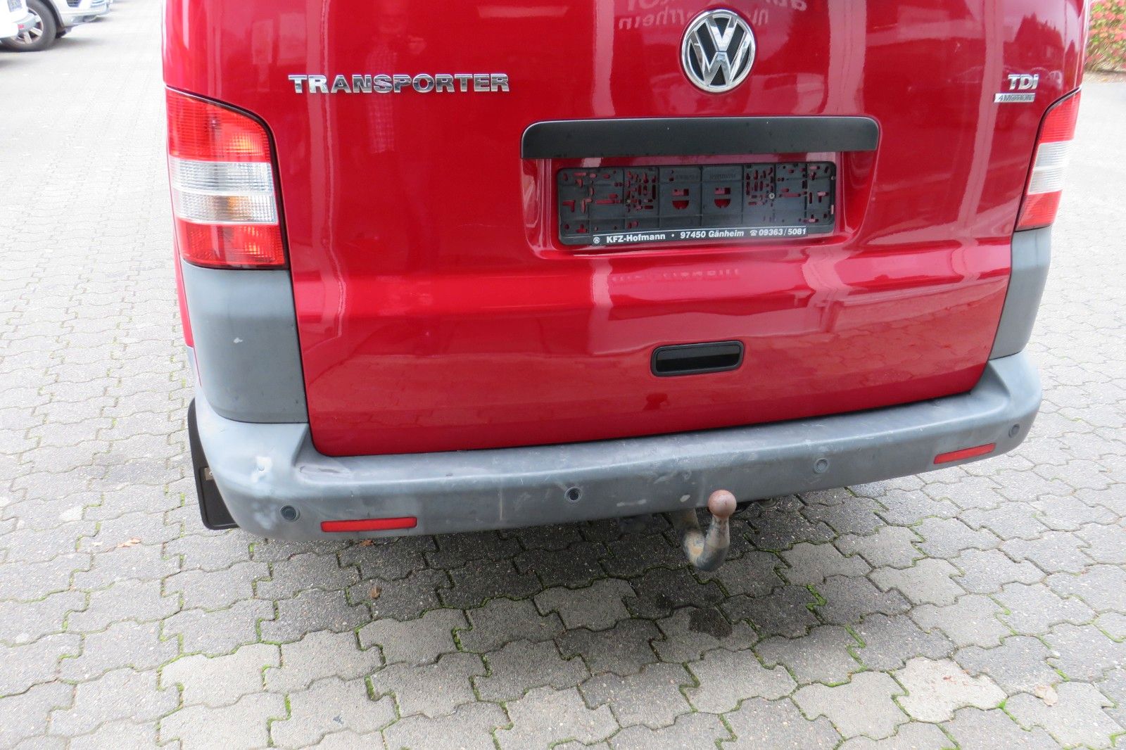 Fahrzeugabbildung Volkswagen T5 Kombi 4-Motion AHK 7 Sitz 158.000km