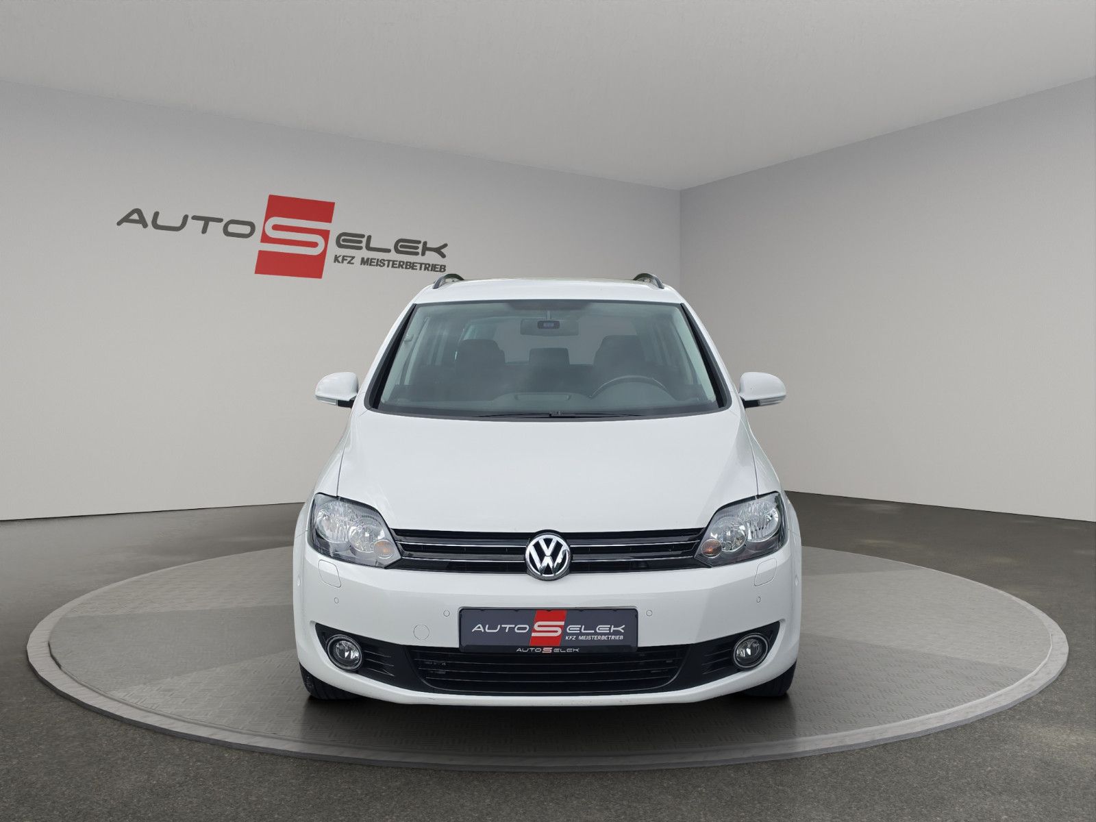 Fahrzeugabbildung Volkswagen Golf Plus VI Team AUTOMATIK STEUERKETT TÜV NEU