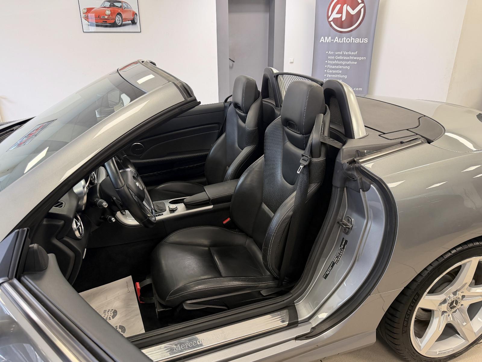 Mercedes-Benz SLK 250 CDI BE Roadster *AMG*Glasdach*AirScarf