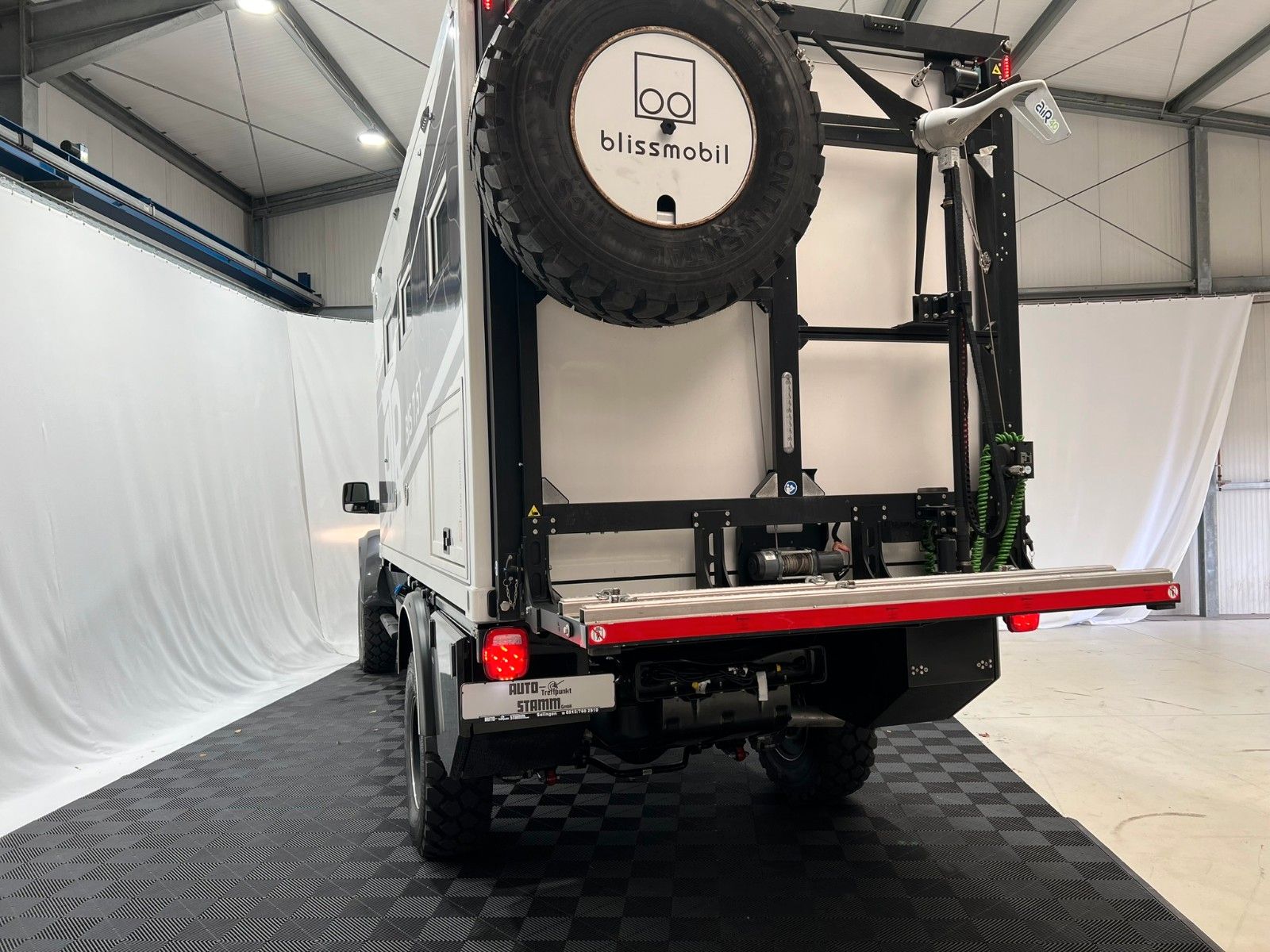 Fahrzeugabbildung Dodge RAM 5500 REG CAB Tradesman CHASSIS 2024