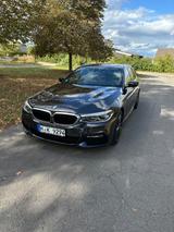 BMW 530i Touring A - M Sportpaket - BMW 530 aus 2017