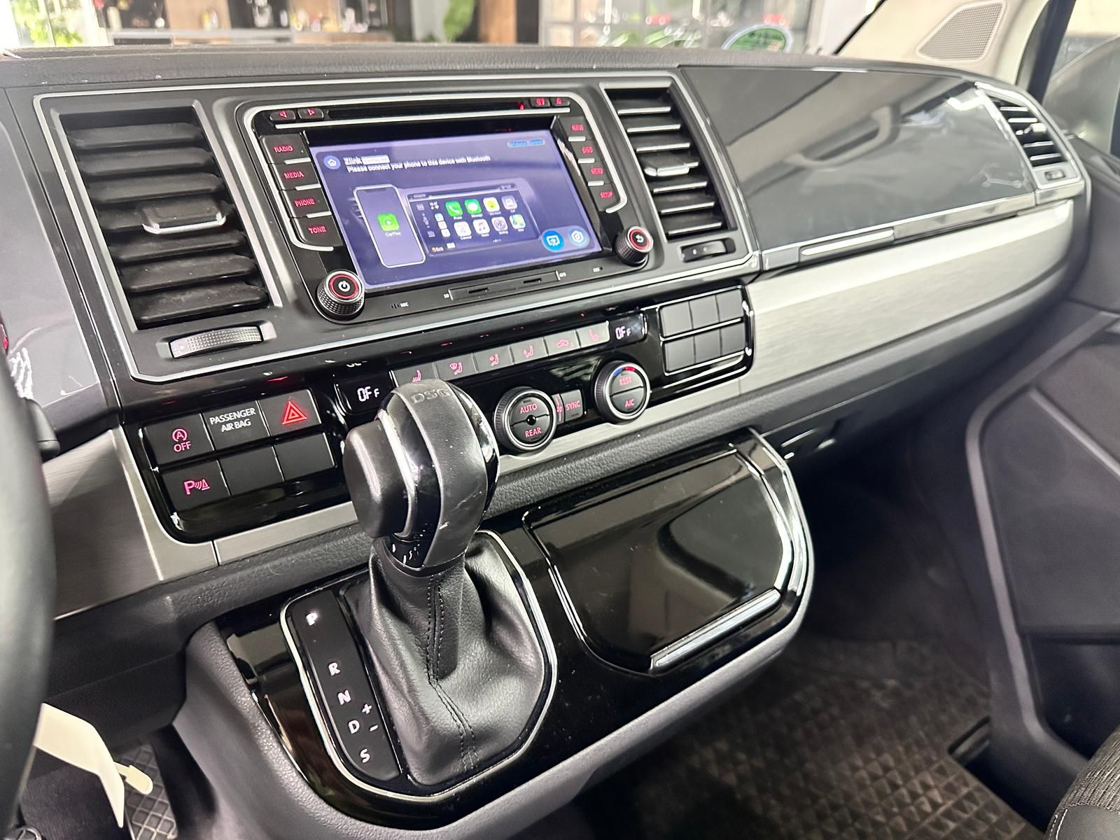 Volkswagen T6 Multivan Comfortline 2.0 TDI DSG AHK SHZ CAM foto 16