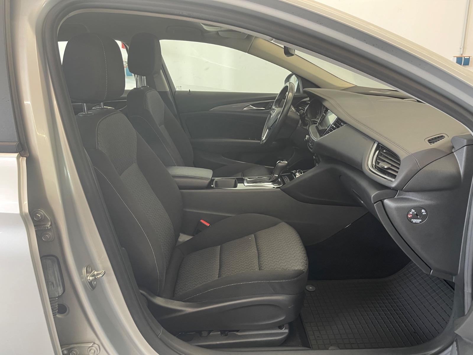 Opel Insignia B Sports Tourer 2.0 CDTI *LED*NAVI*AHK