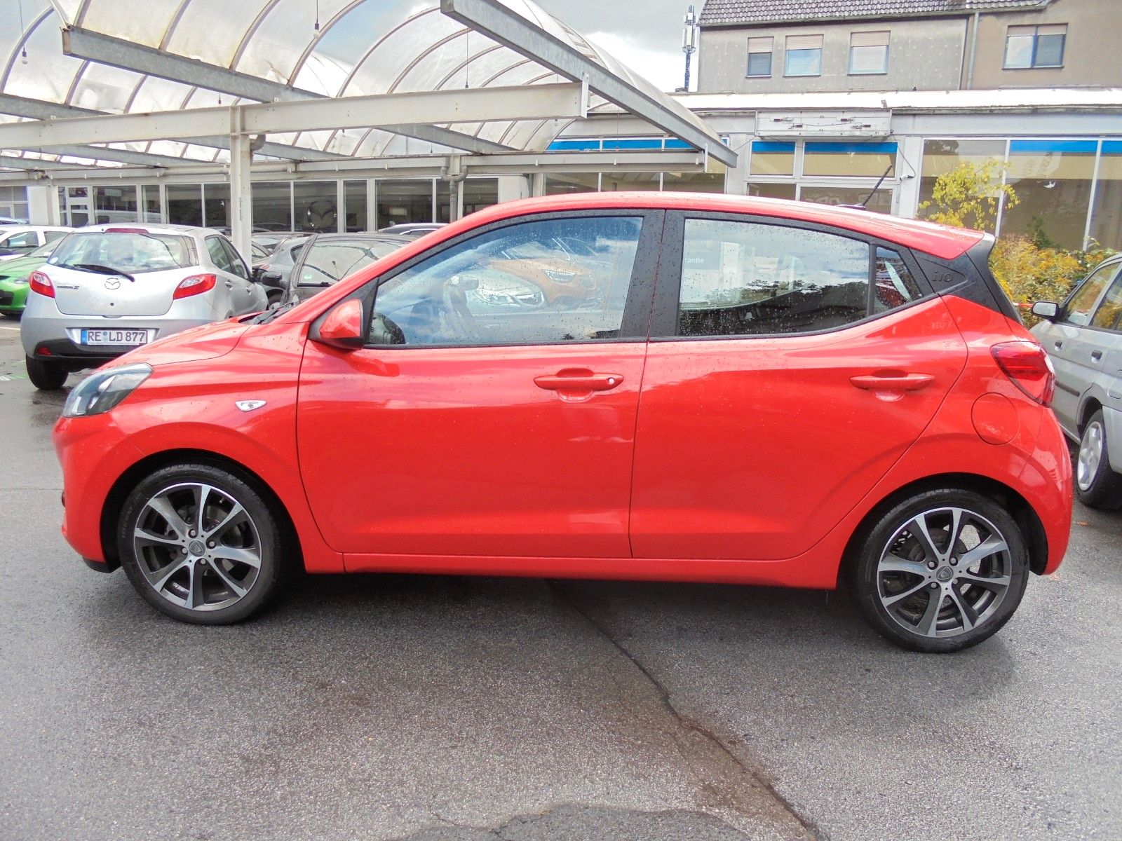 Fahrzeugabbildung Hyundai i10 Select/Tüv & Service Neu/Klima/Shz/1.Hand