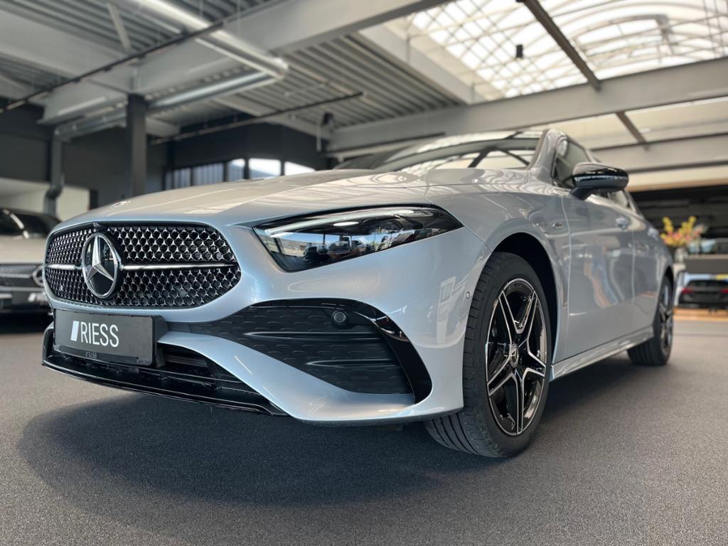 Mercedes-Benz A 250 e EQ AMG+PANO+MULTIBEAM+DISTRONIC+AC-11KW+