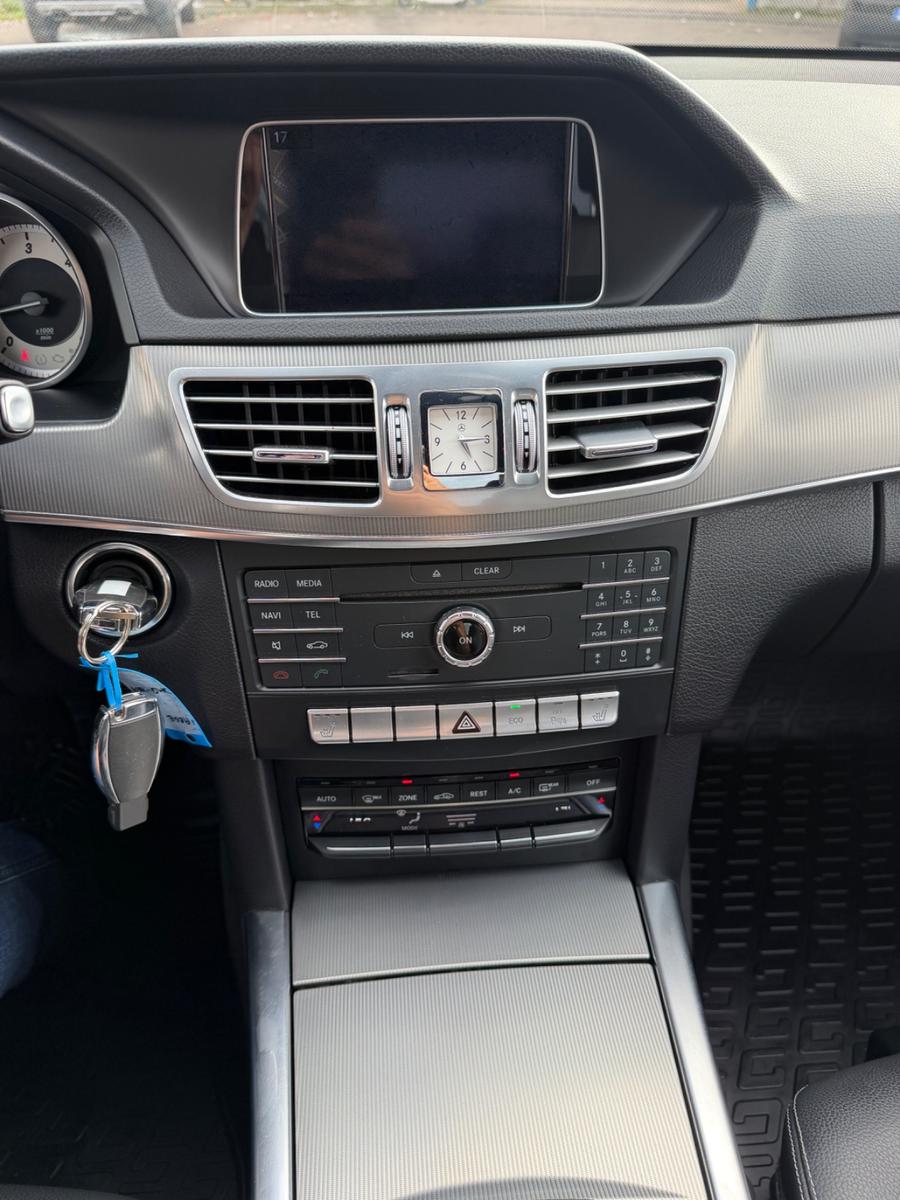 Mercedes-Benz E 220 BlueTec BlueEfficiency Edition