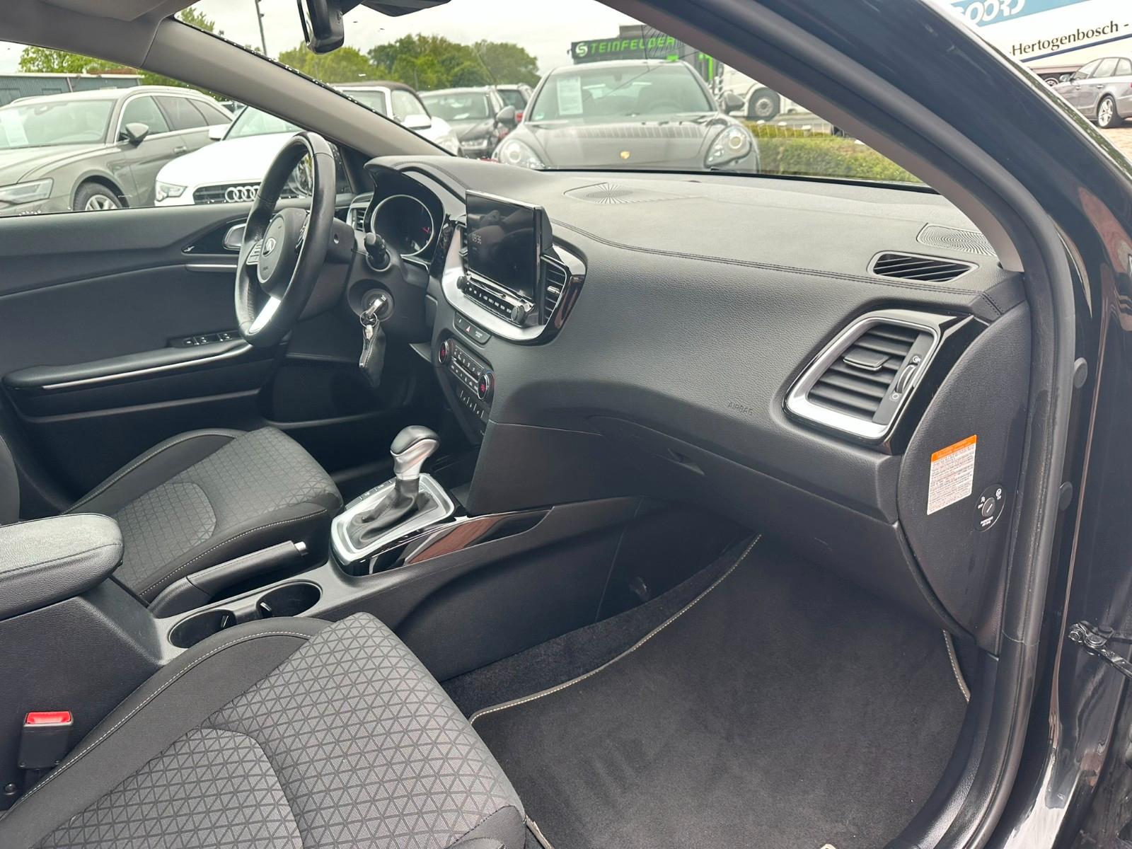 Kia Ceed Sportswagon Vision SZH NAVI LenkHz CAM TMP