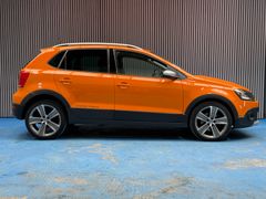 VW Polo V CrossPolo 1er Hand/Standheizung/NAVI/PDC