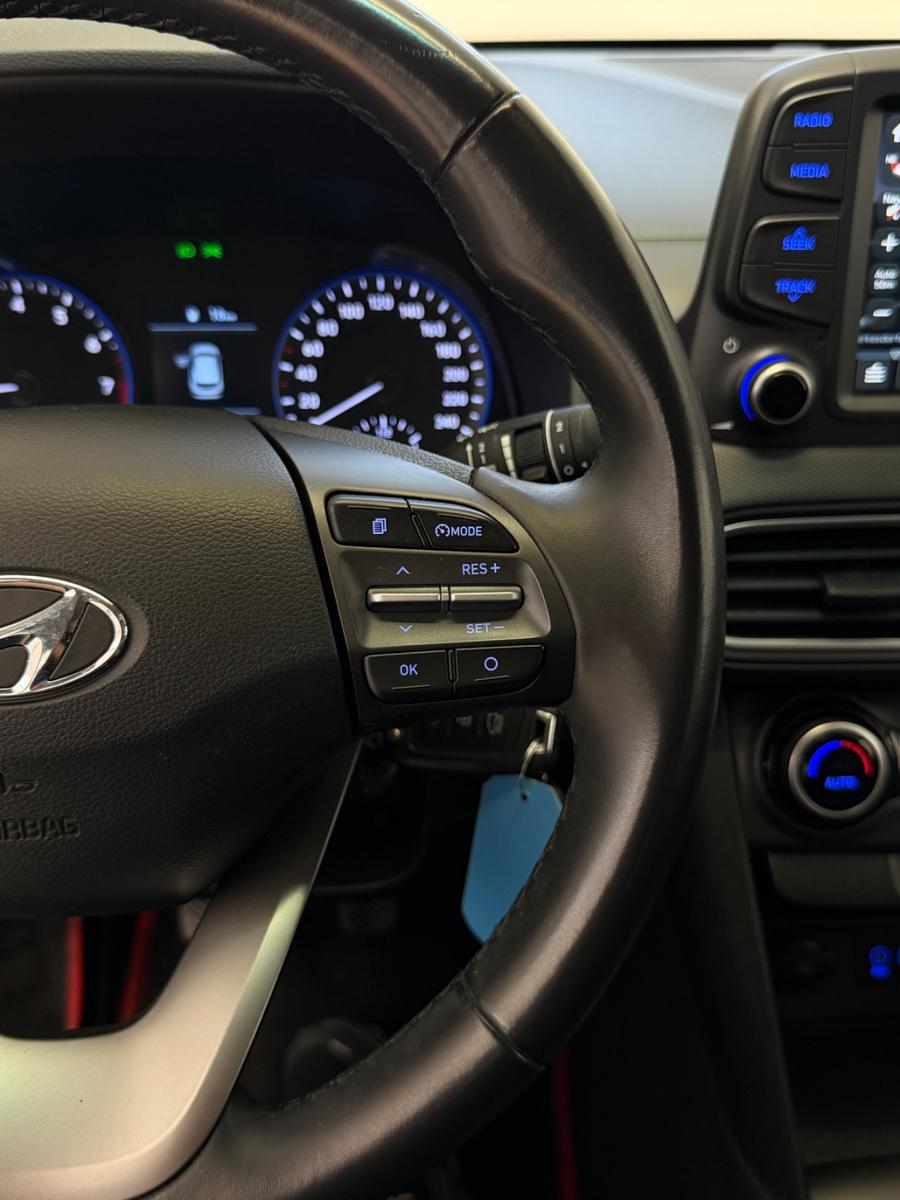 Hyundai Kona Trend 2WD/KAMERA/CARPLAY/SHZ/INSPK NEU