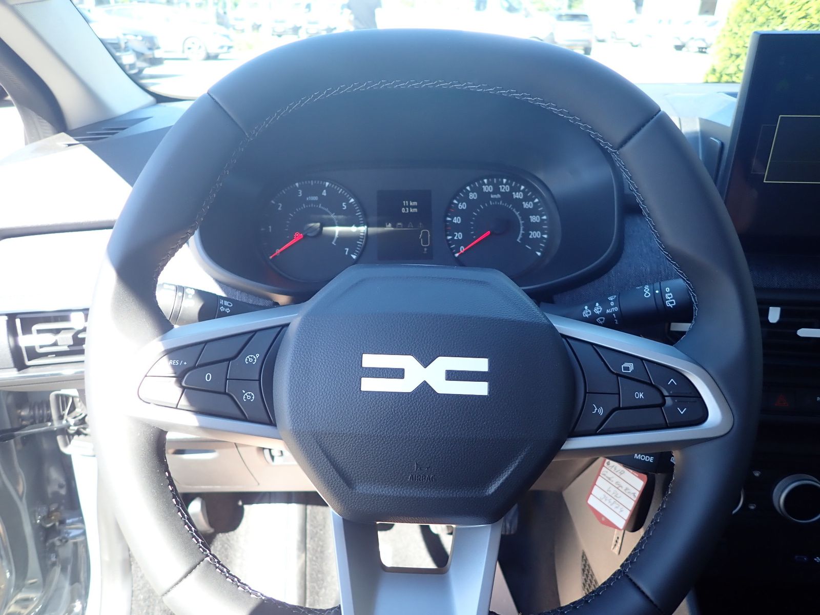 Fahrzeugabbildung Dacia Sandero Expression TCe 100