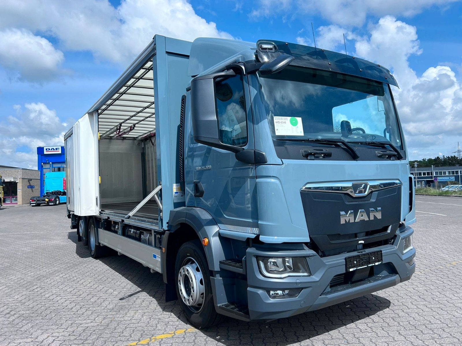 Fahrzeugabbildung MAN TGM 26.320 L / LBW / AHK /LIFT-LENKACHSE