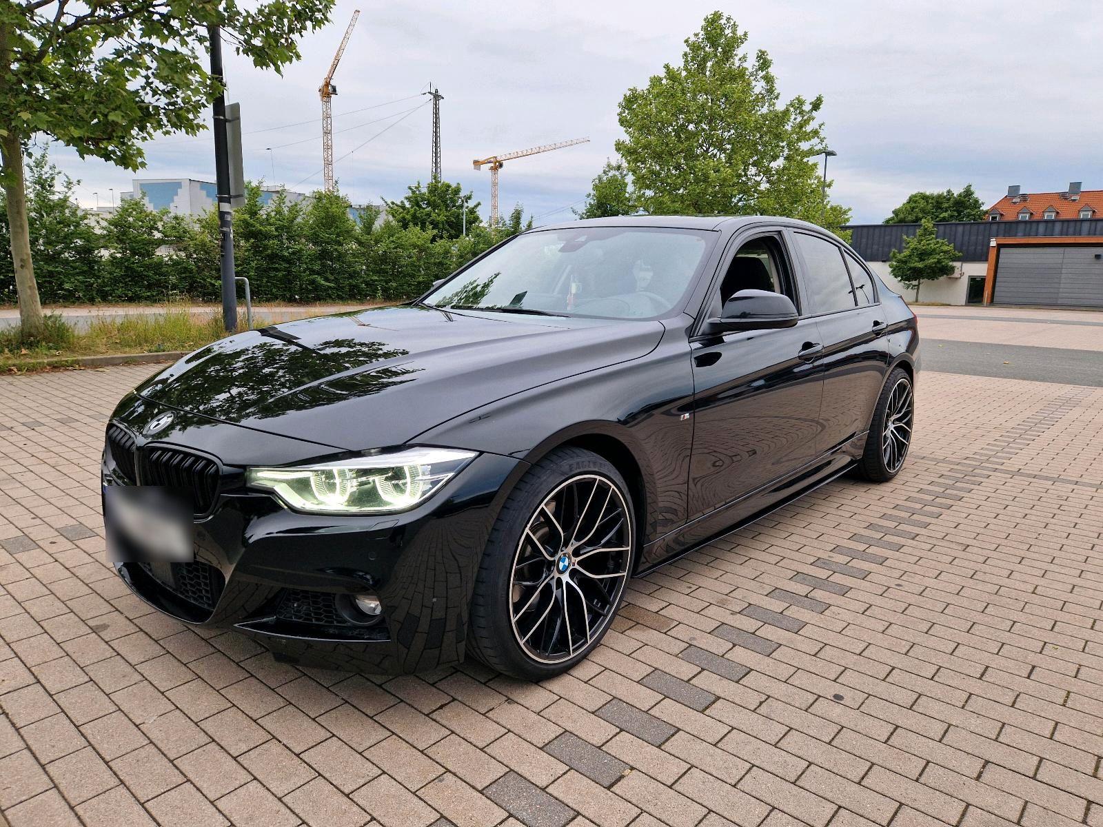 BMW 320