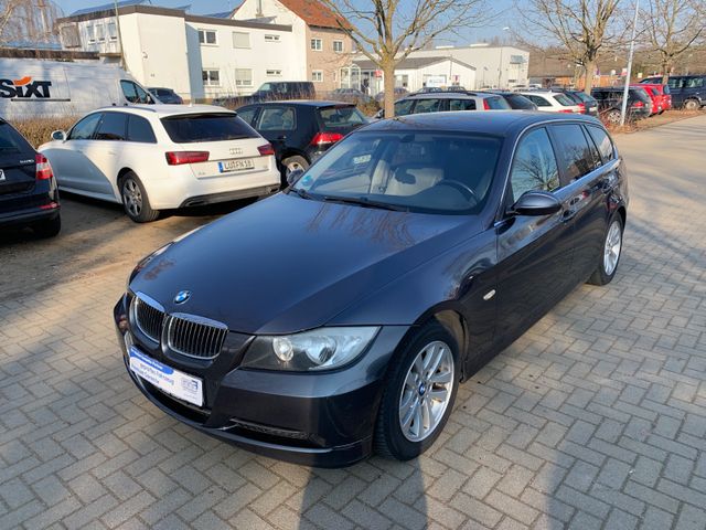 BMW 325 3 Touring 325i~Automatik~Leder~SHZ~AHK~