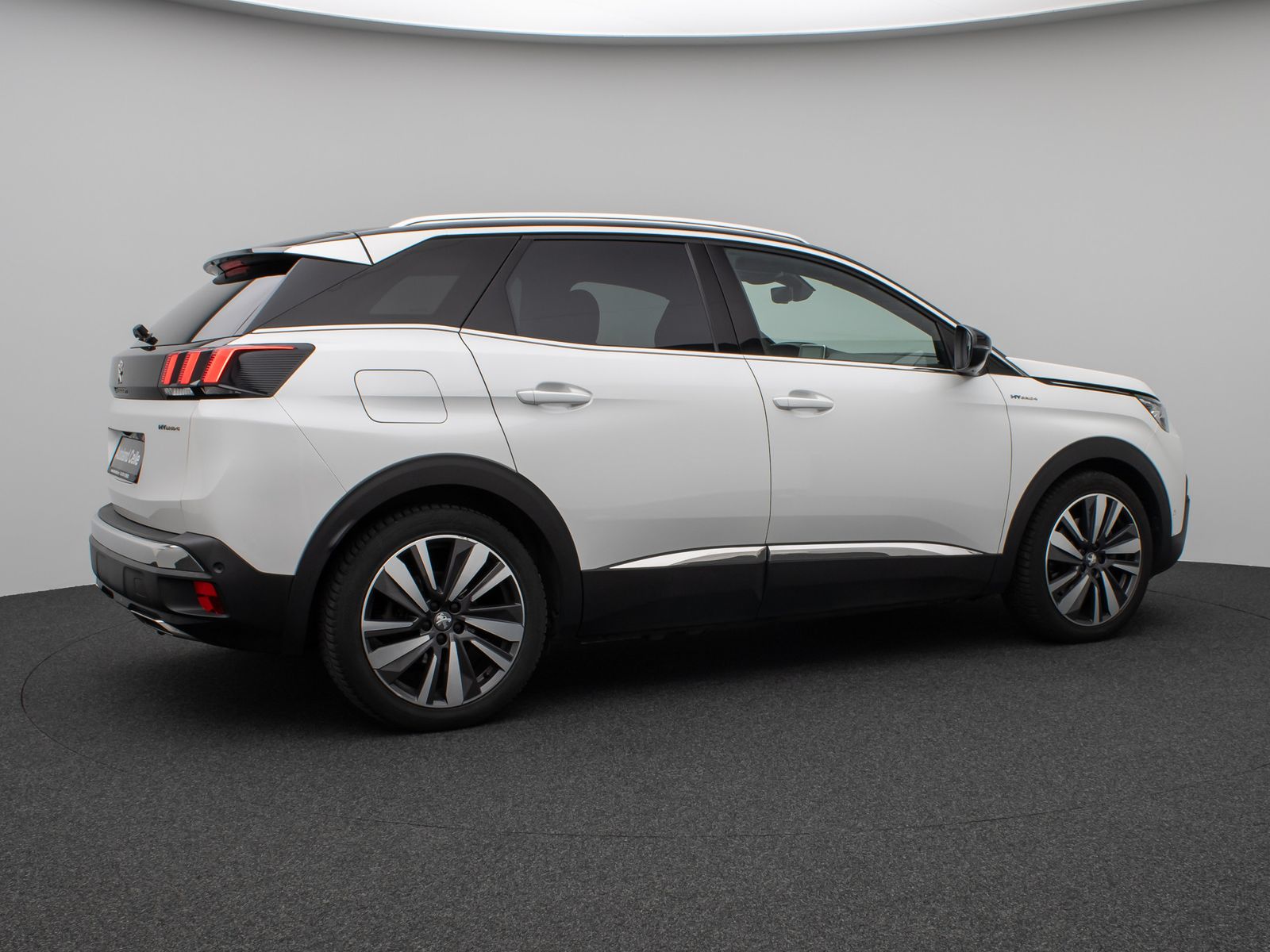 Fahrzeugabbildung Peugeot 3008 Hybrid4 300 GT Panorama 360° Massage AHK