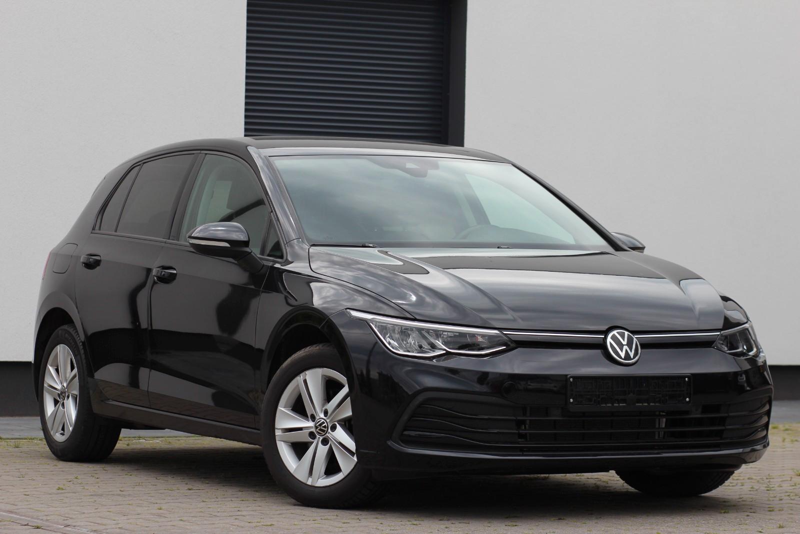 Volkswagen Golf VIII Lim. Life*LED*NAVI*KLIMA*PDC*KAMERA*