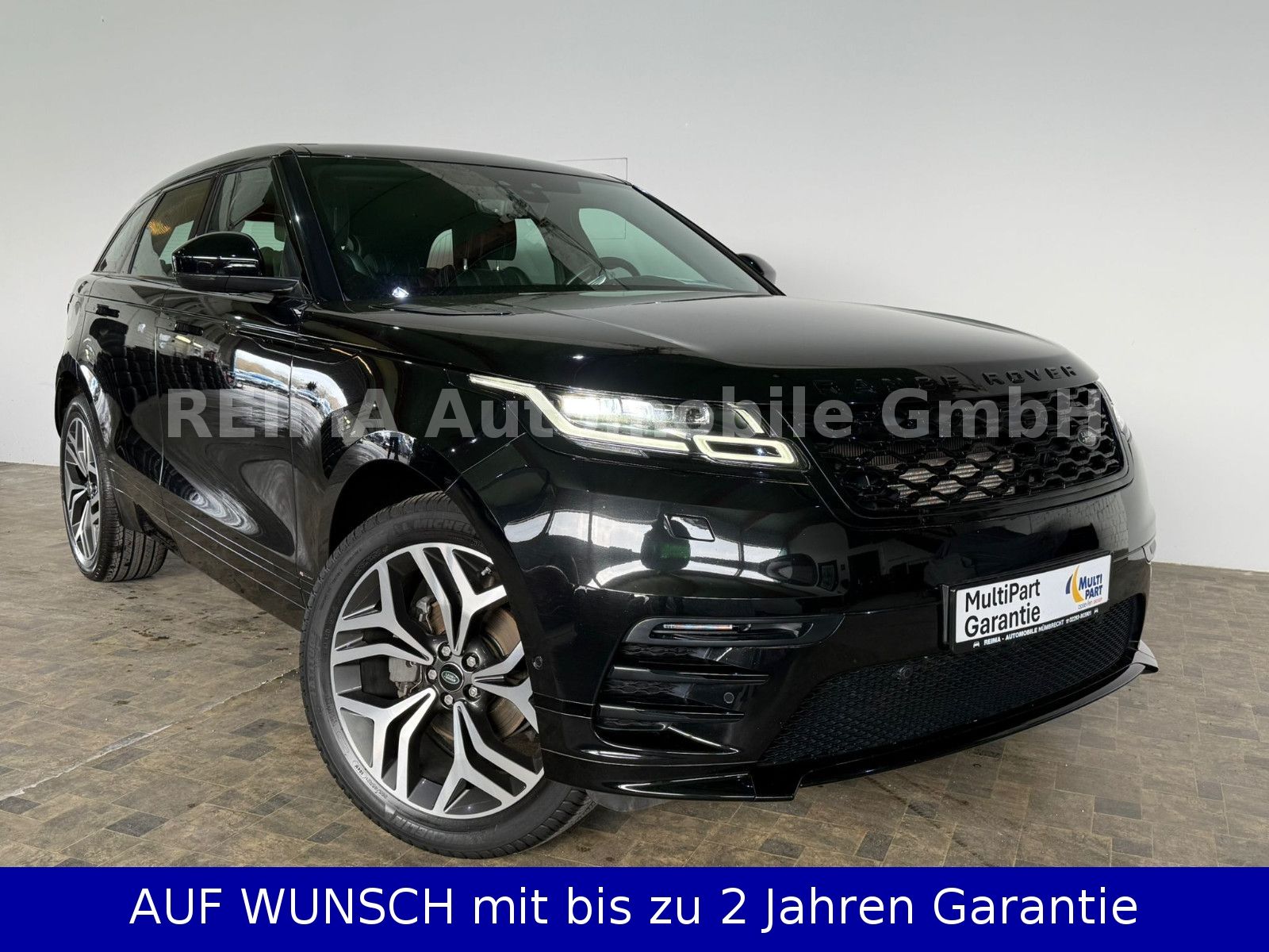Fahrzeugabbildung Land Rover Range Rover Velar  2,0T  R-Dynamic SE, Pano, LED