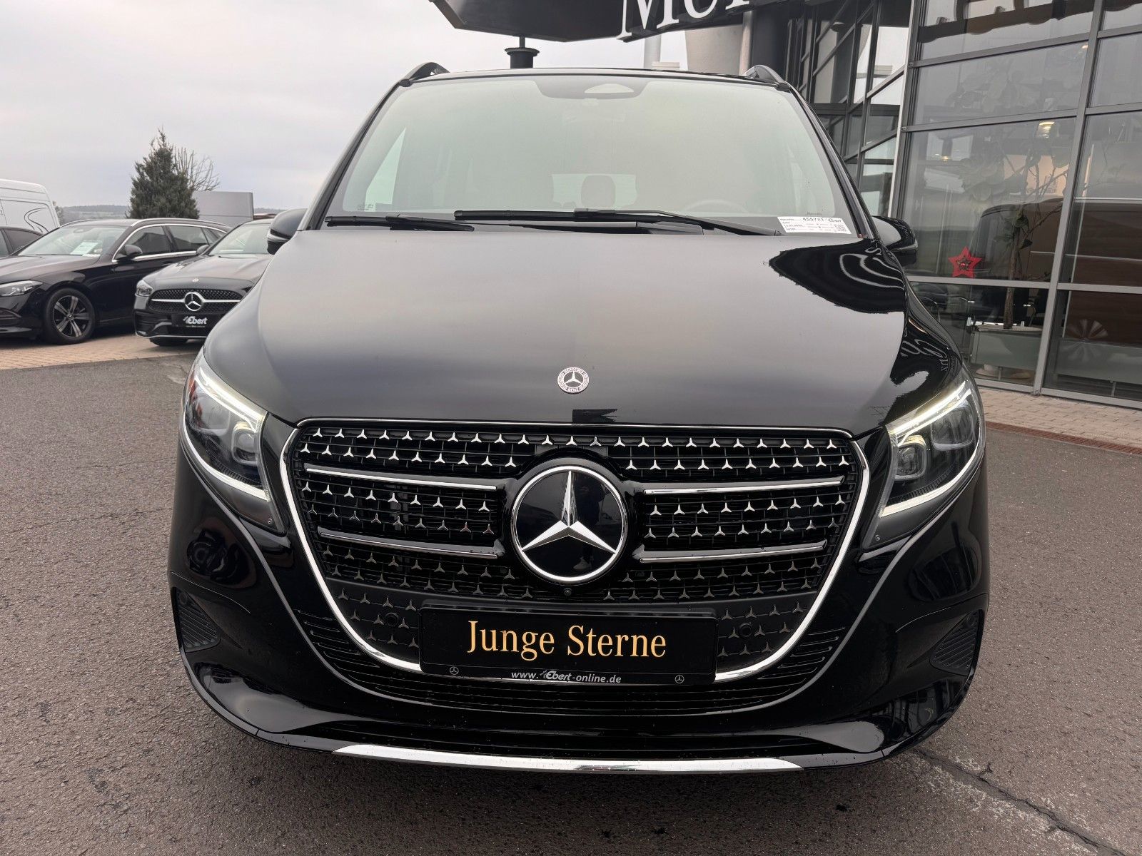 Fahrzeugabbildung Mercedes-Benz V 300 d AVA DISTRONIC AHK Standheiz Sound