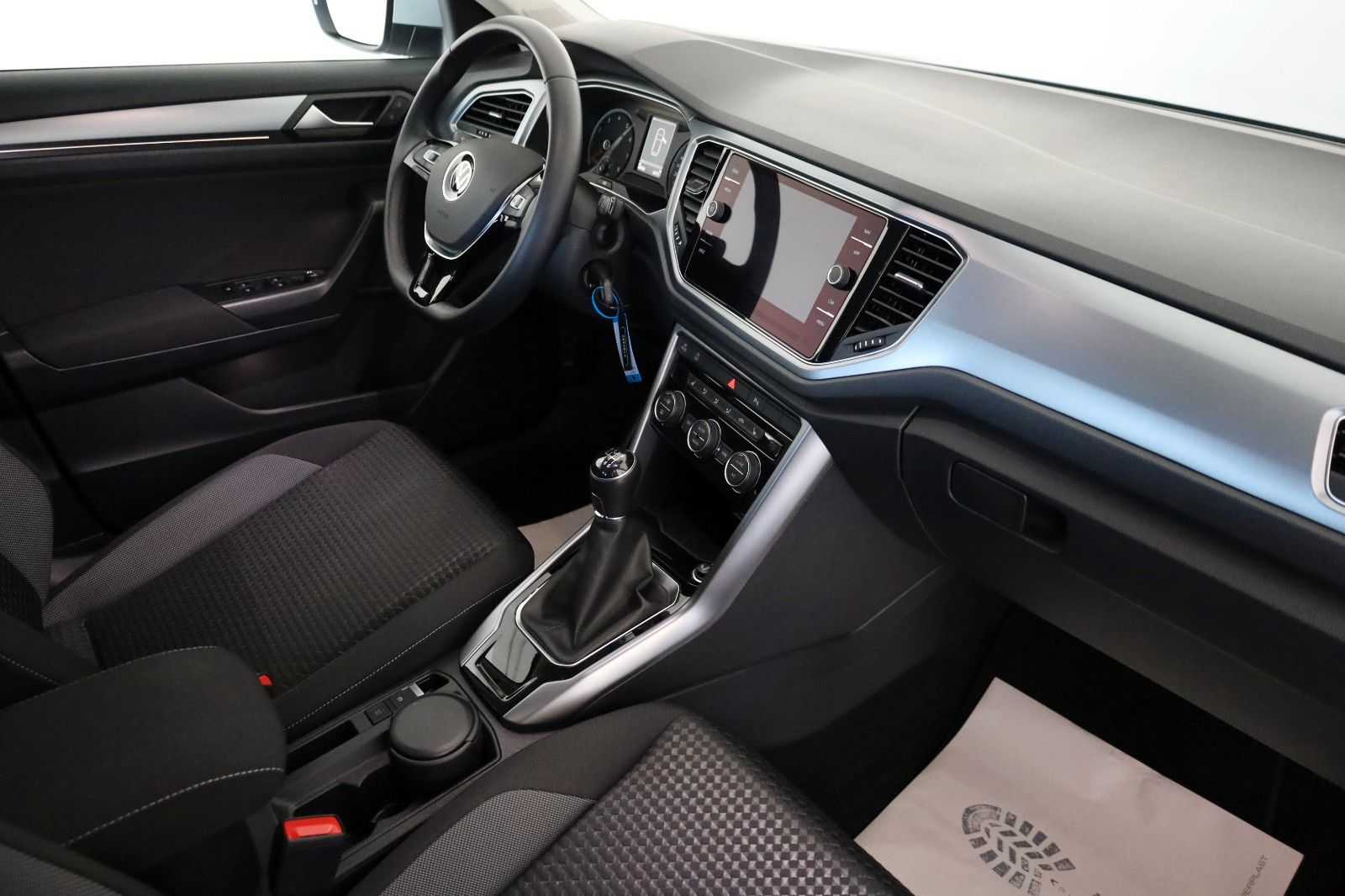 Fahrzeugabbildung Volkswagen T-Roc Active Navi,LED,SH,PDC,Apple CarPlay