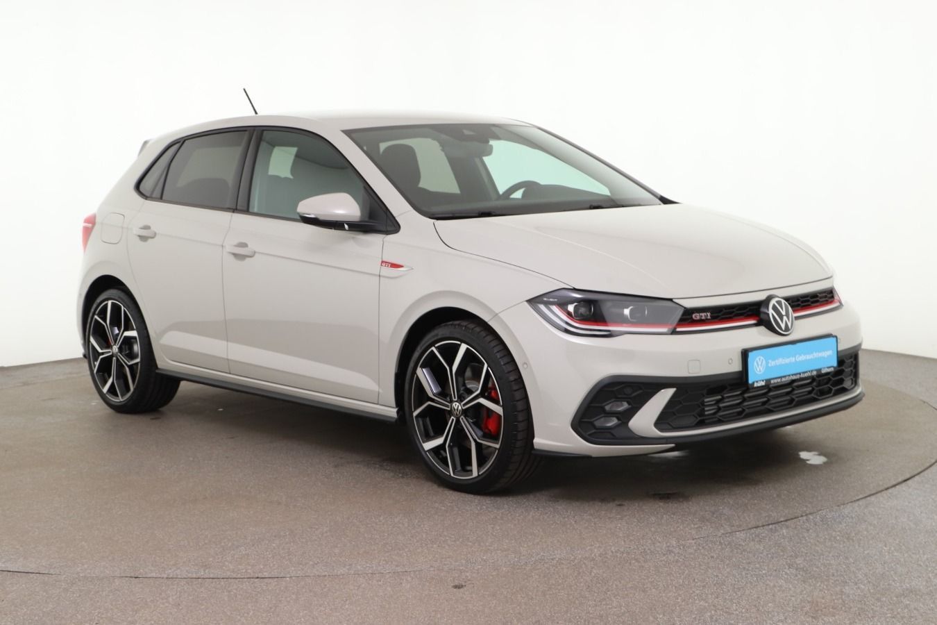 Volkswagen Polo 6 VI GTI 2.0 TSI DSG IQ.Light ACC Kamera Ap foto 5