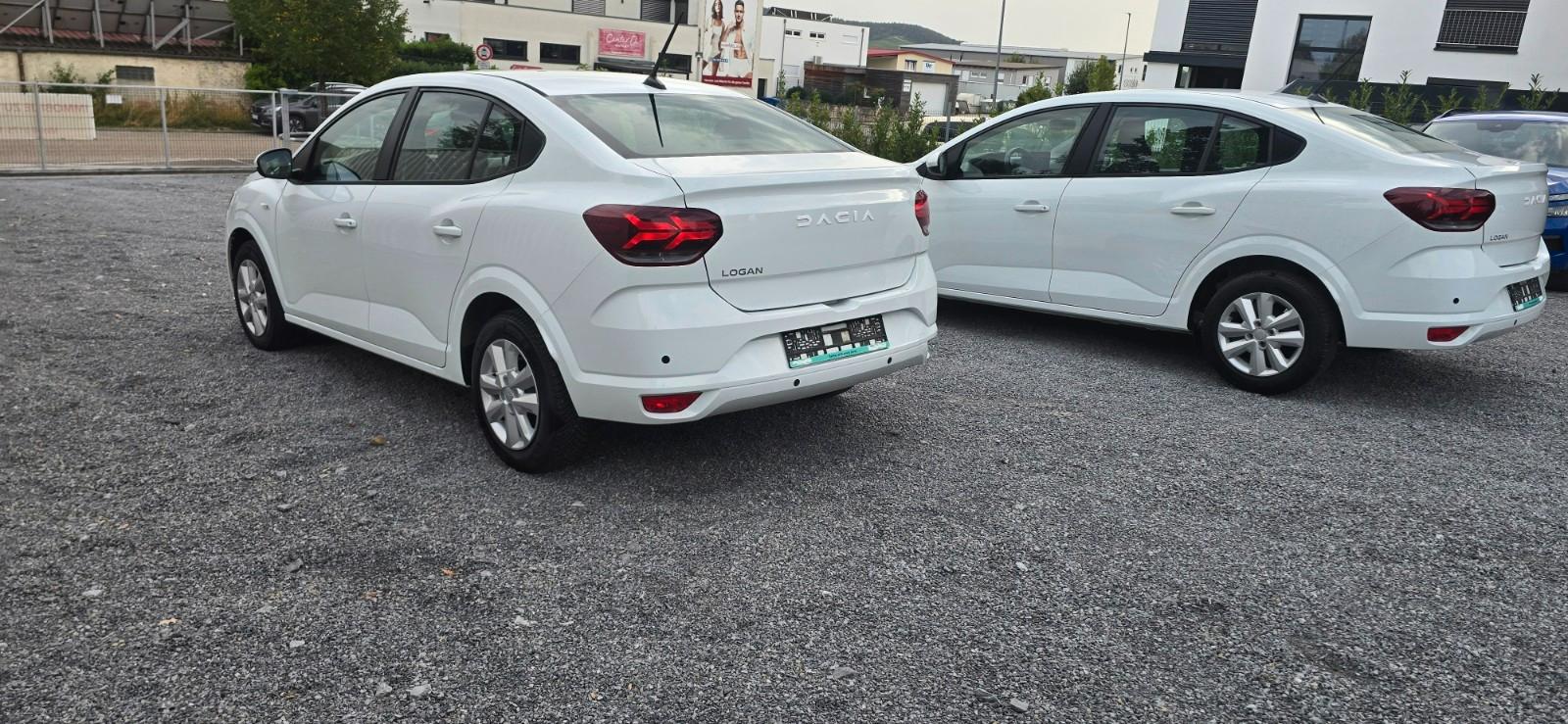 Dacia Logan Limousine Expression 90PS LED Android PDC
