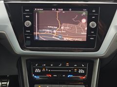 VW Touran Comfortline 150PS # 7-Sitzer # ACC # NAVI VW Touran Comfortline 150PS # 7-Sitzer # ACC # NAVI