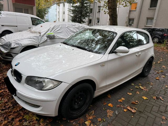 BMW 116i Facelift Weiß