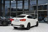 BMW X6 xDrive 35 i*M SPORT-PAKET*H-UP*BI-XENON*LEDER - BMW X6 aus 2017